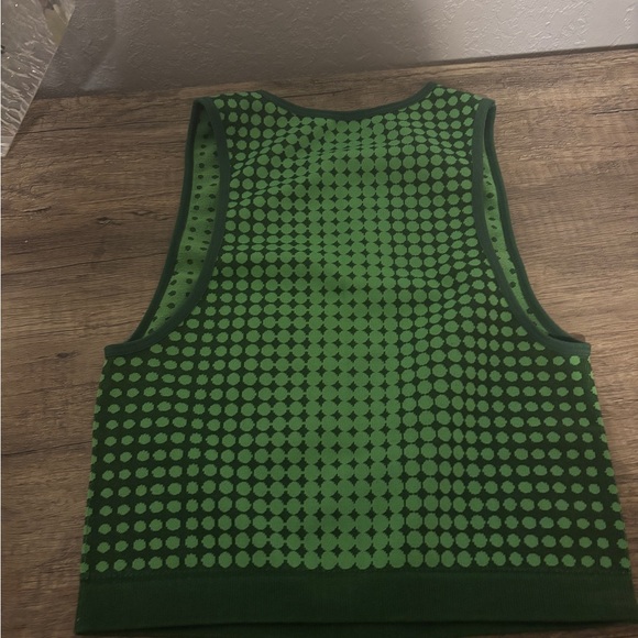 Green Sleeveless Top with Dot Pattern - Picture 2 of 2